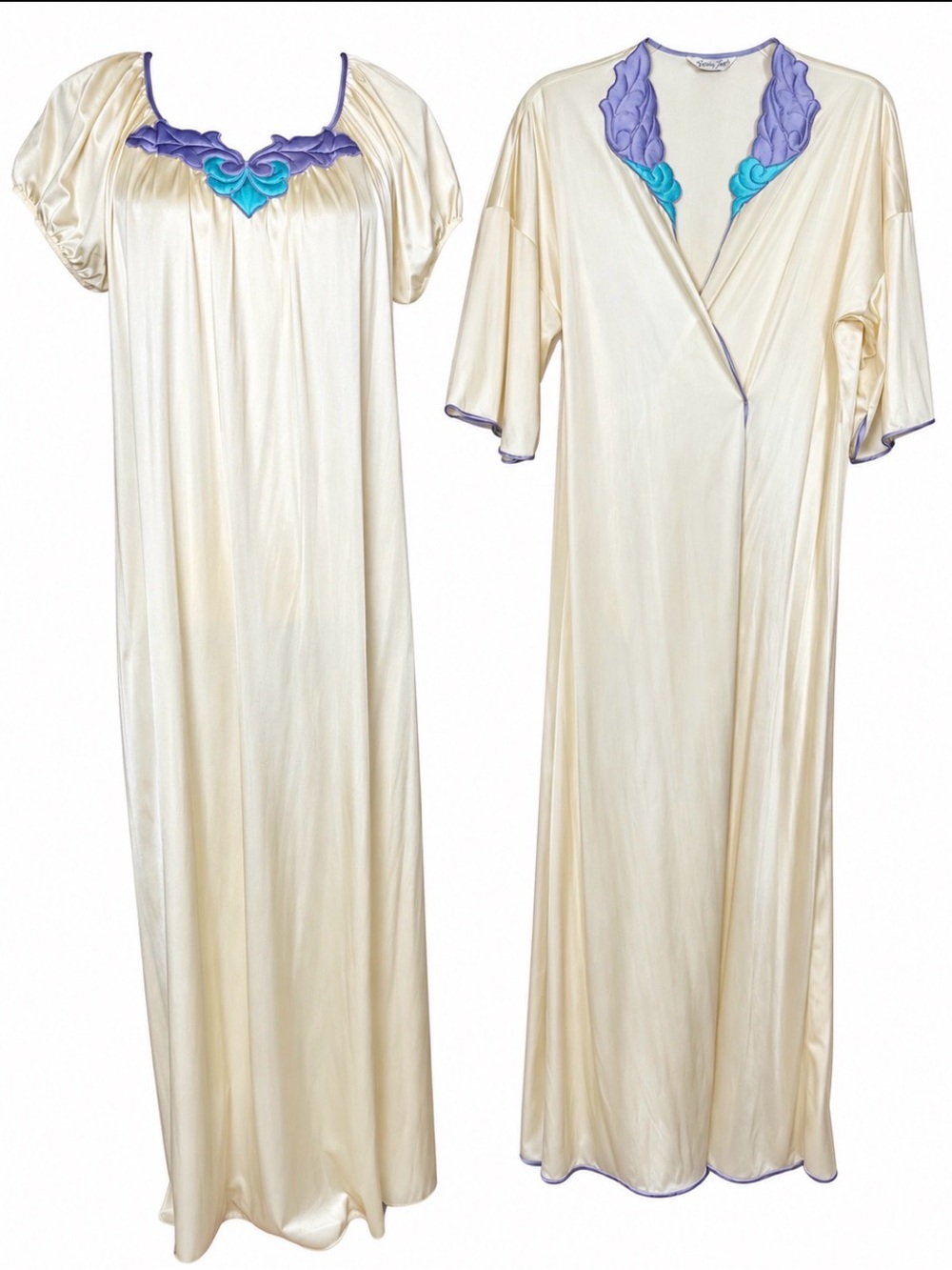 VTG Vanity Fair S Nightgown Robe Set Peignoir Applique Made In USA No Waist Tie